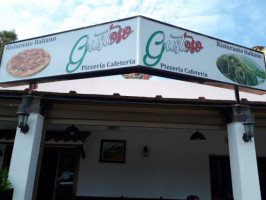 Gustoso Pizzeria Cafeteria