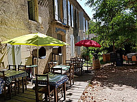 Auberge Des Officiers