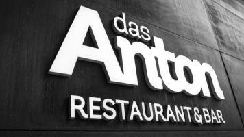 & Bar Das Anton