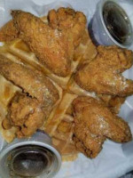 Eddy's Chicken And Waffles