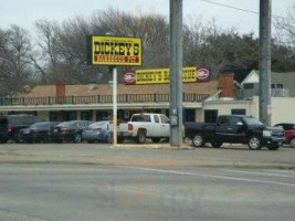 Dickey's Barbecue Pit