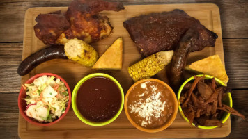 Rooster's Tex-mex-bbq