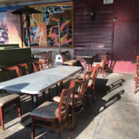 Sanamluang Cafe