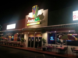 Joey D's Chicago Style Eatery