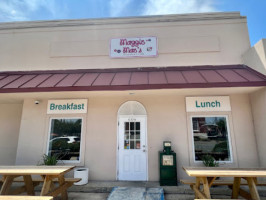 Maggie Mae's