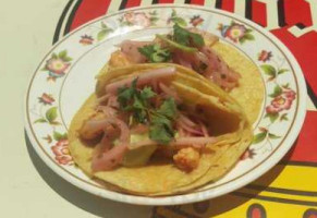 Broken English Taco Pub