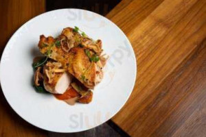 Mesler Kitchen Lounge