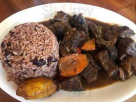 Lorna's Caribbean American Grille