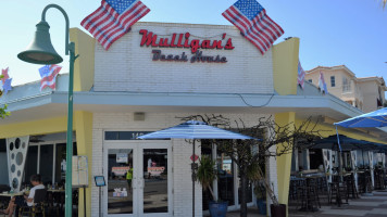 Mulligan’s Beach House Grill Lauderdale-by-sea