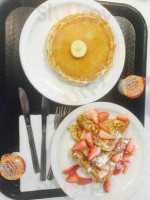 Charlie's Coffee Shop