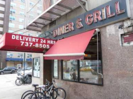 Gracie's Diner