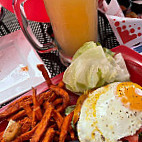 Red Robin Gourmet Burgers And Brews