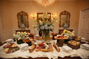 Carlyle's Catering