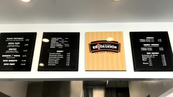 Taquería Revolución