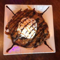 Starving Artists Bistro