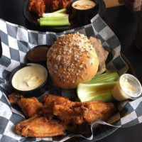 Duff's Famous Wings Orchard Park