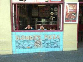 Blondie's Pizza