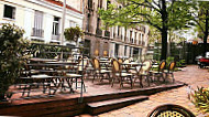 Le Café Des Thés
