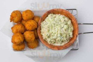 Ezell's Catfish Cabin