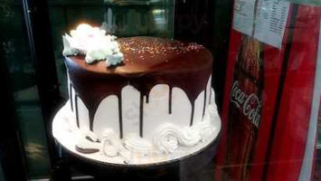 Giovanni's Italian Bakery And Deli