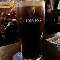 Black Roses Irish Pub