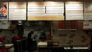 Blaze Pizza