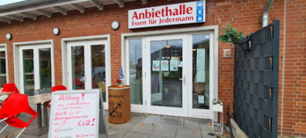 Anbiethalle