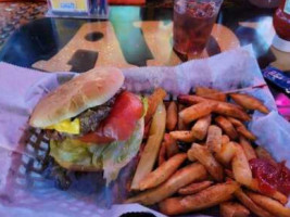 Amici's Pizza Sports Grill