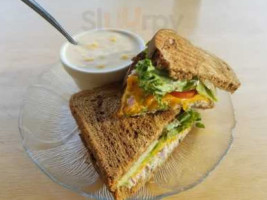 Poppinjay's Cafe