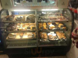 Fezziwig's Food And Fountain