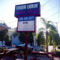 Finger Lickin Bbq Wings