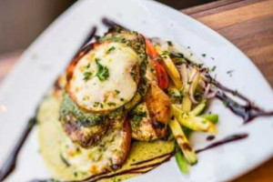 Twigs Bistro and Martini Bar