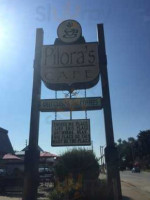 Pilora's Cafe