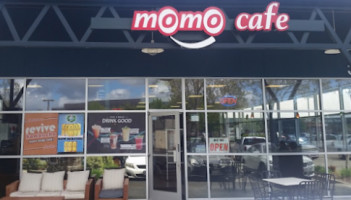 Momo's