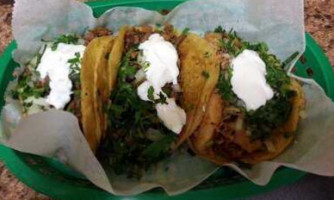 Mariachi's Tacos