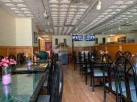 Mac Inez Caribbean Cuisine