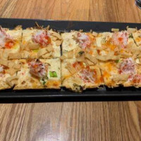 Mackenzie River Pizza, Grill Pub