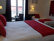 Logis Hôtel De Bretagne Dol Centre Ville