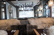 Le Bistro
