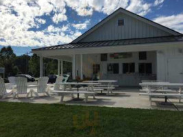 Frisbie's Dairy Barn