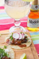 Los Arcos Mexican Grill
