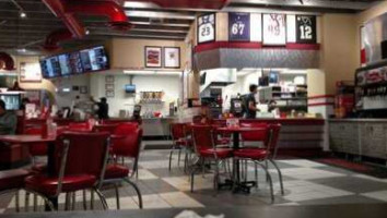 Freddy's Frozen Custard Steakburgers