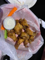 Tailgater's Sports Grill Il Primo Pizza And Wings