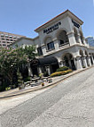 Maggiano's