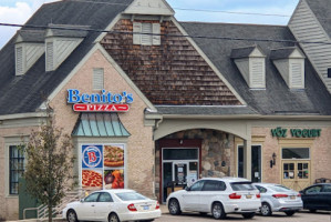 Benito's Pizza