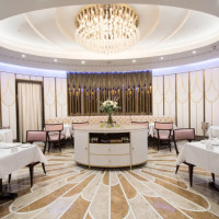 The Oval Restaurant at The Wellesley London