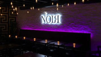 Noir Lounge