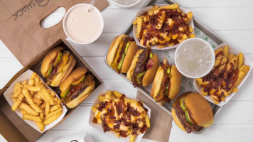 Shake Shack Bay Plaza