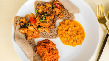 Makina Cafe Eritrean-ethiopian Eatery