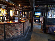 The White Hart At Hook